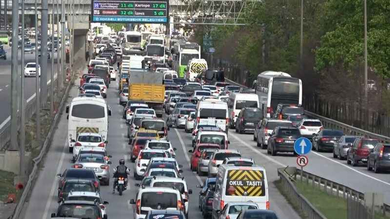 Trafik adeta felç oldu