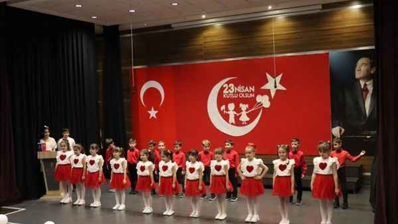 Bilnet Okulları'nda 23 Nisan şöleni
