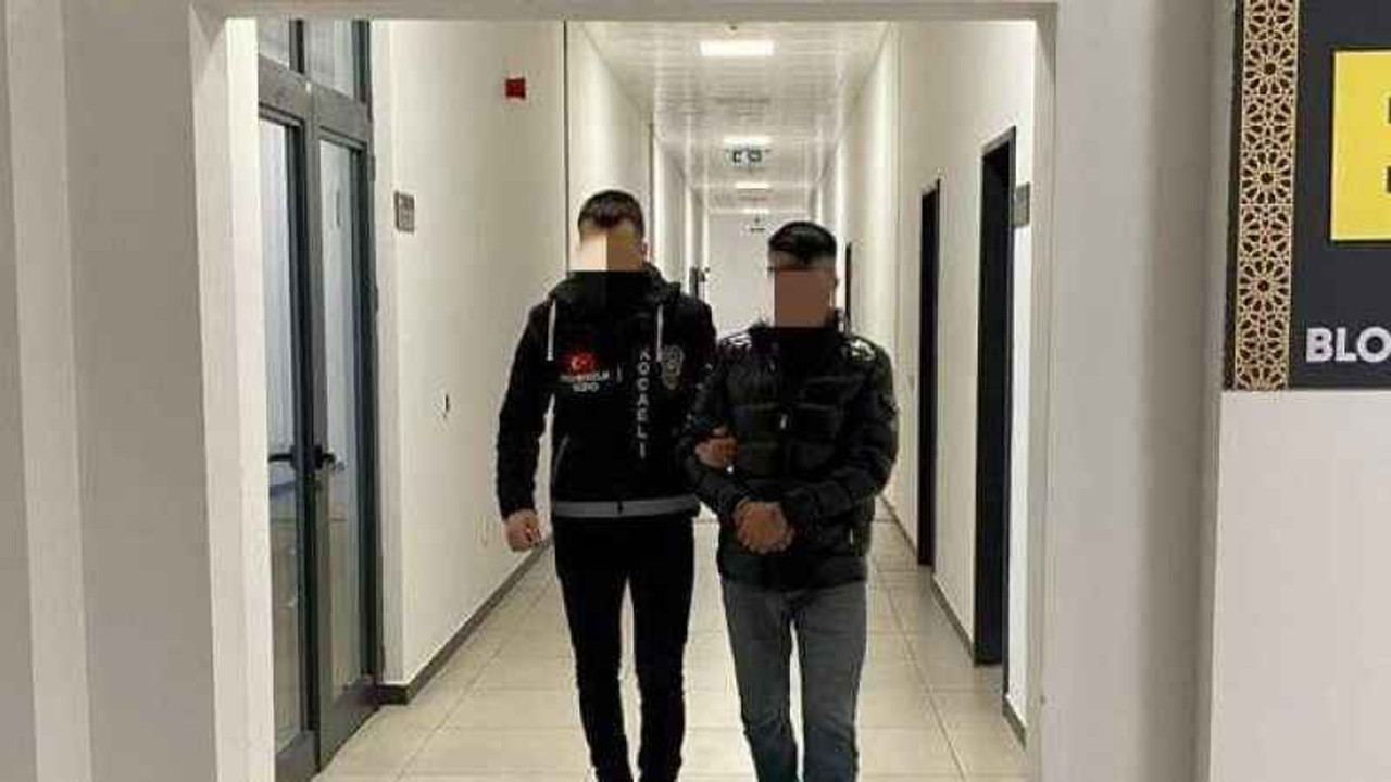 Otomobil ve 2 motosiklet çalan şüpheliler yakalandı