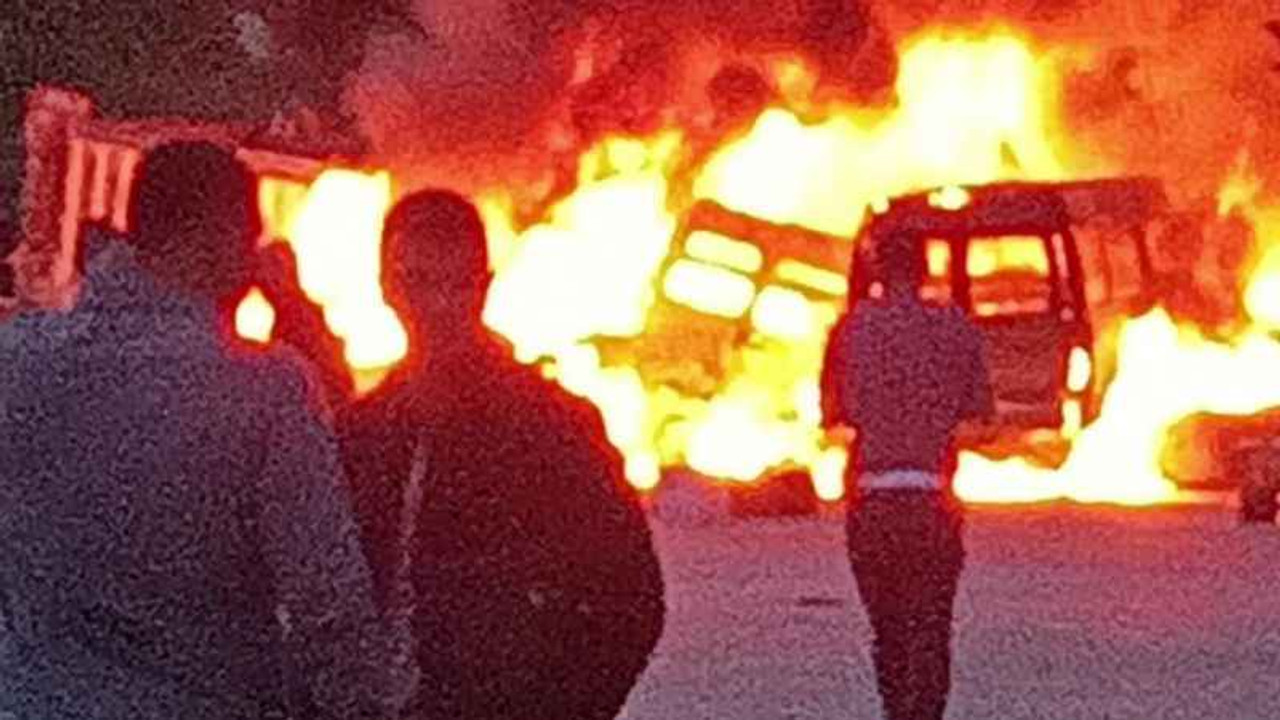 Freni patlayan kamyon ortalığı savaş alanına çevirdi: 12 ölü