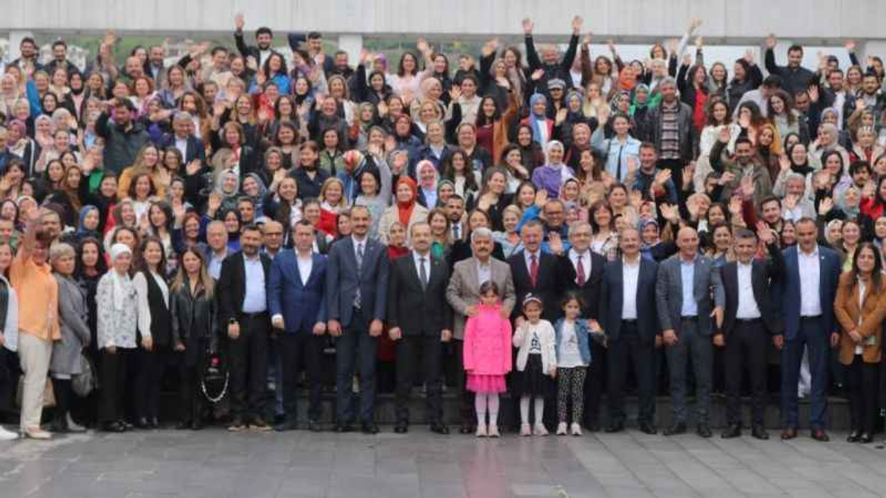 Kocaeli’de Ebeler ve Hemşireler haftası kutlandı