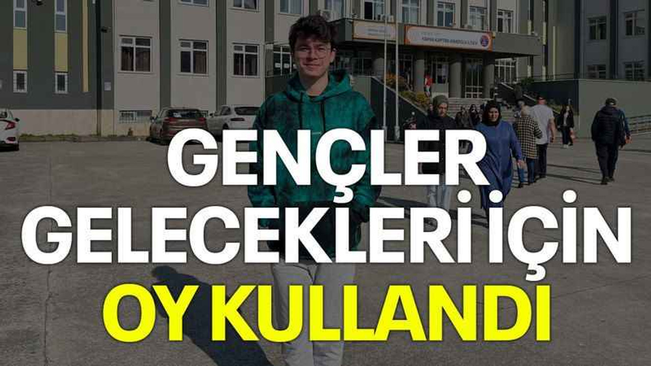 Gençler gelecekleri için oy kullandı
