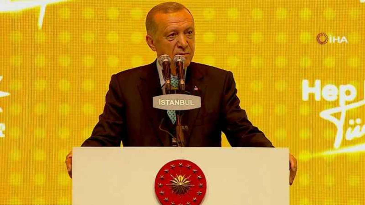 Erdoğan: Zafer sarhoşluğu içerisinde yola devam edemeyiz