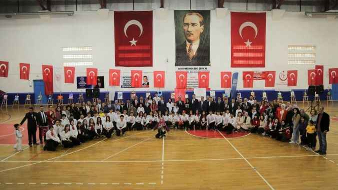 Gölcük’te 19 Mayıs coşku ile kutlandı