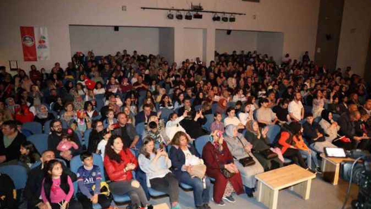 Barış Manço şarkıları Körfez’de hayat buldu