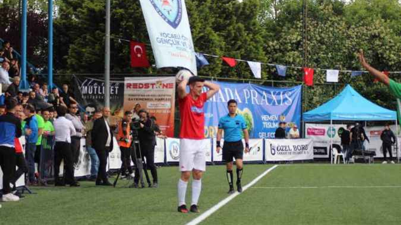Eski Galatasaraylı futbolcular şampiyonluk yarışını değerlendirdi