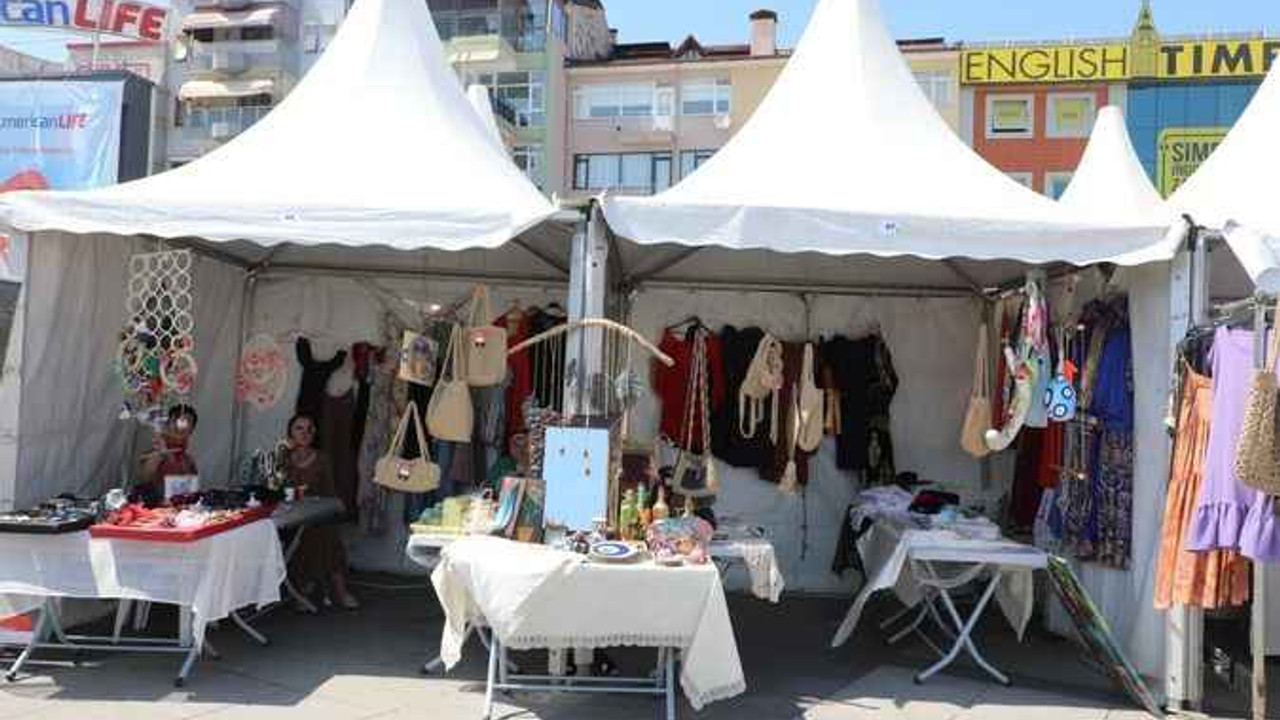 Deprem bölgesinden gelen esnaf Ucuzluk Panayırında
