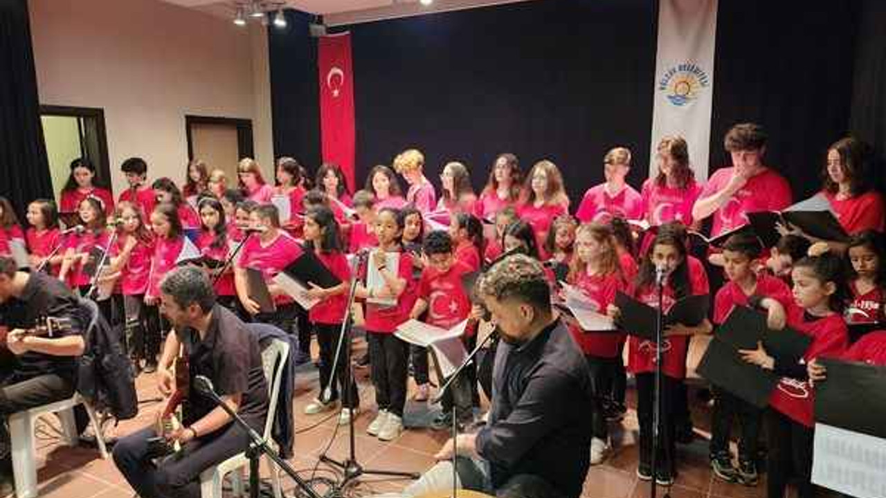 GÖLCÜK BELEDİYESİ ÇOCUK KOROSU'NDAN MUHTEŞEM KONSER