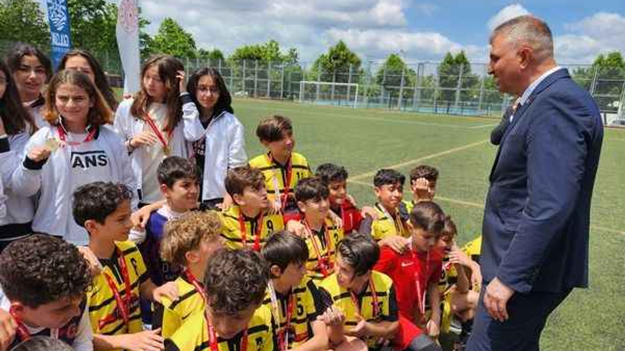GÖLCÜK’TE ÇEVRE HAFTASI BAHAR KUPASI ÖDÜLLERİ SAHİPLERİNİ BULDU