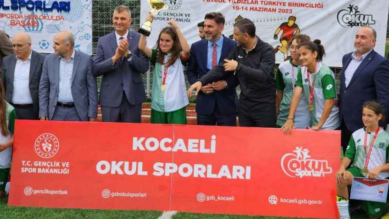 Gölcüklü öğrenciler Türkiye şampiyonu oldu