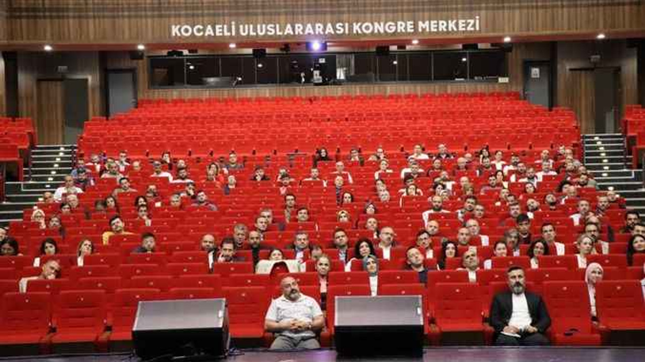 Büyükşehir’den şef ve amirlere hizmet içi eğitim