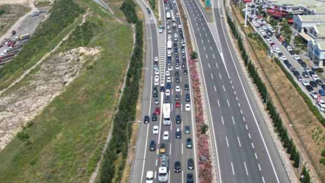Osmangazi Köprüsü’nde trafik durma noktasına geldi