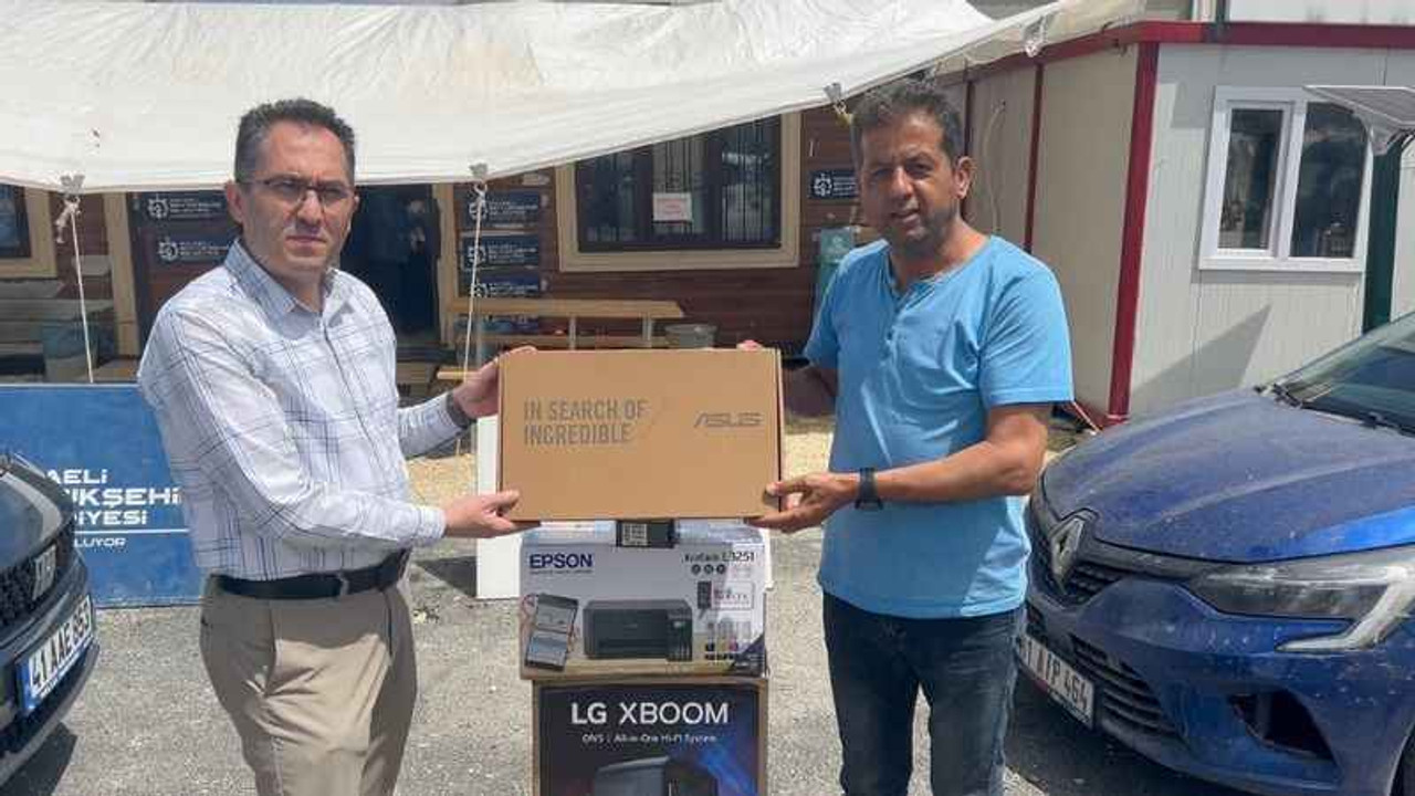 Kocaelili öğrencilerin ödülleri Hatay’daki kardeş okullara ulaştı