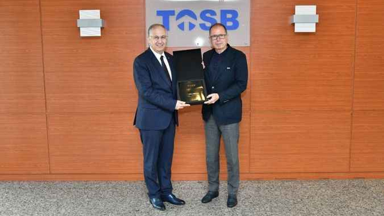 Kocaeli Üniversitesi yönetimi, TOSB ve TAYSAD’ ı ziyaret etti
