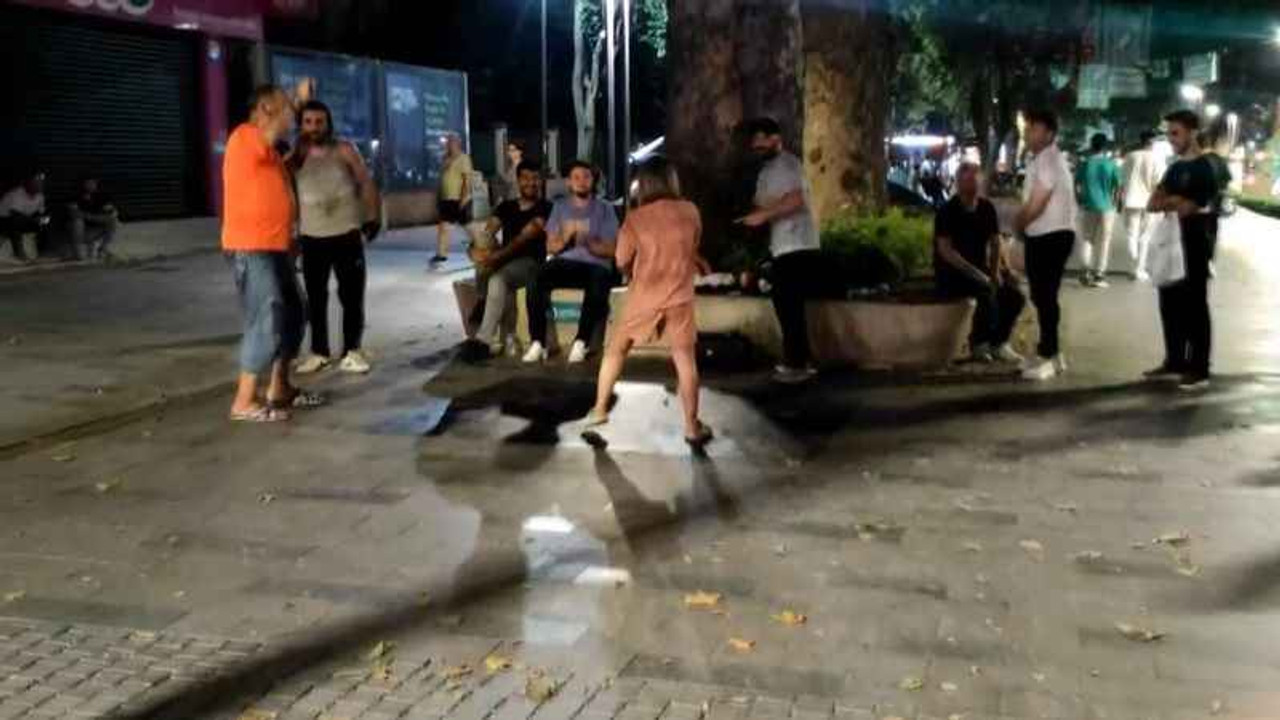 Önce izlediler sonra dayanamayıp dans ettiler