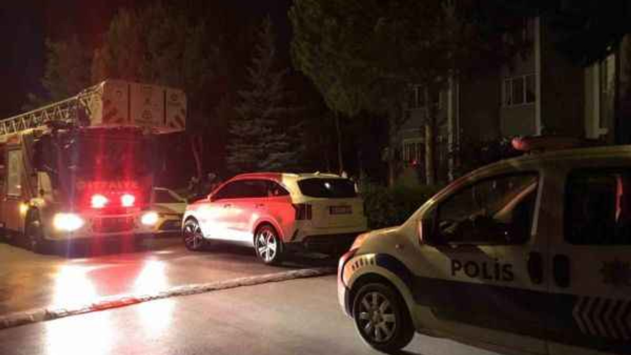 Çilingir açamadı, itfaiye geldi