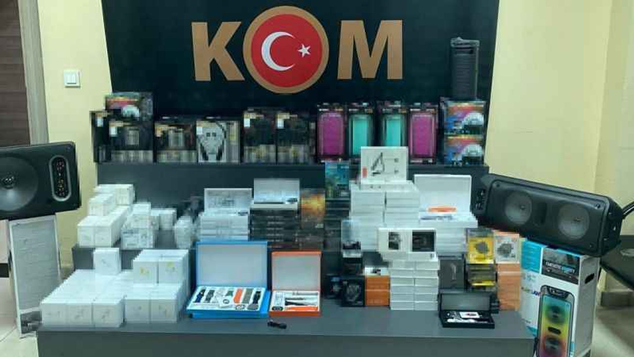 TEM'de durduruldu: Elektronik mağaza gibi araç