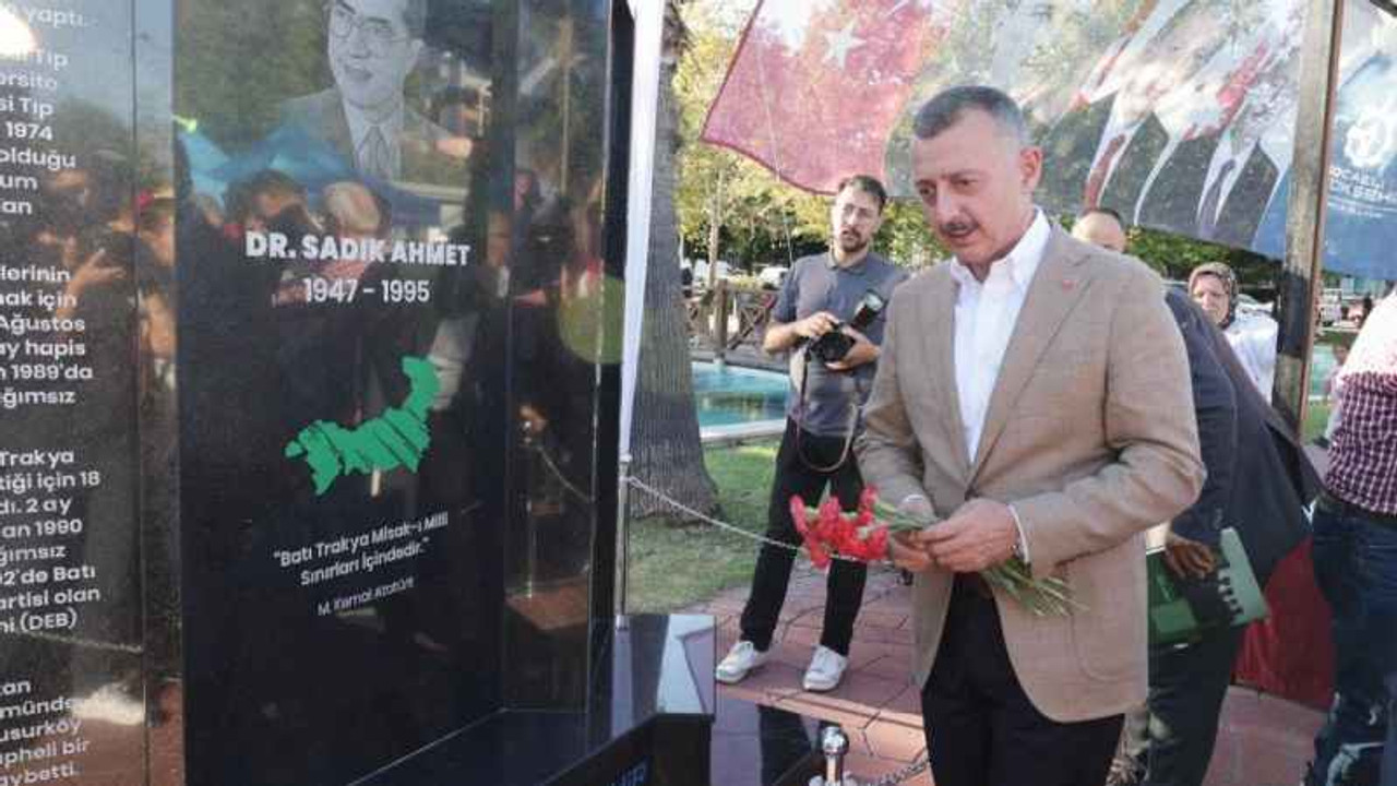Dr. Sadık Ahmet Anıtı İzmit’te açıldı