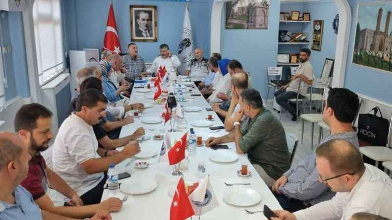 Tipioğlu’ndan Erzurumlulara ziyaret