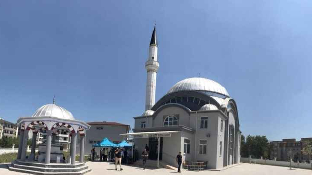 Başkan Büyükakın Alikahya’da cami cemaatiyle buluştu