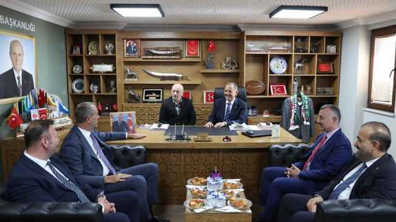 Bakan Özhaseki’den, MHP Kocaeli’ye ziyaret