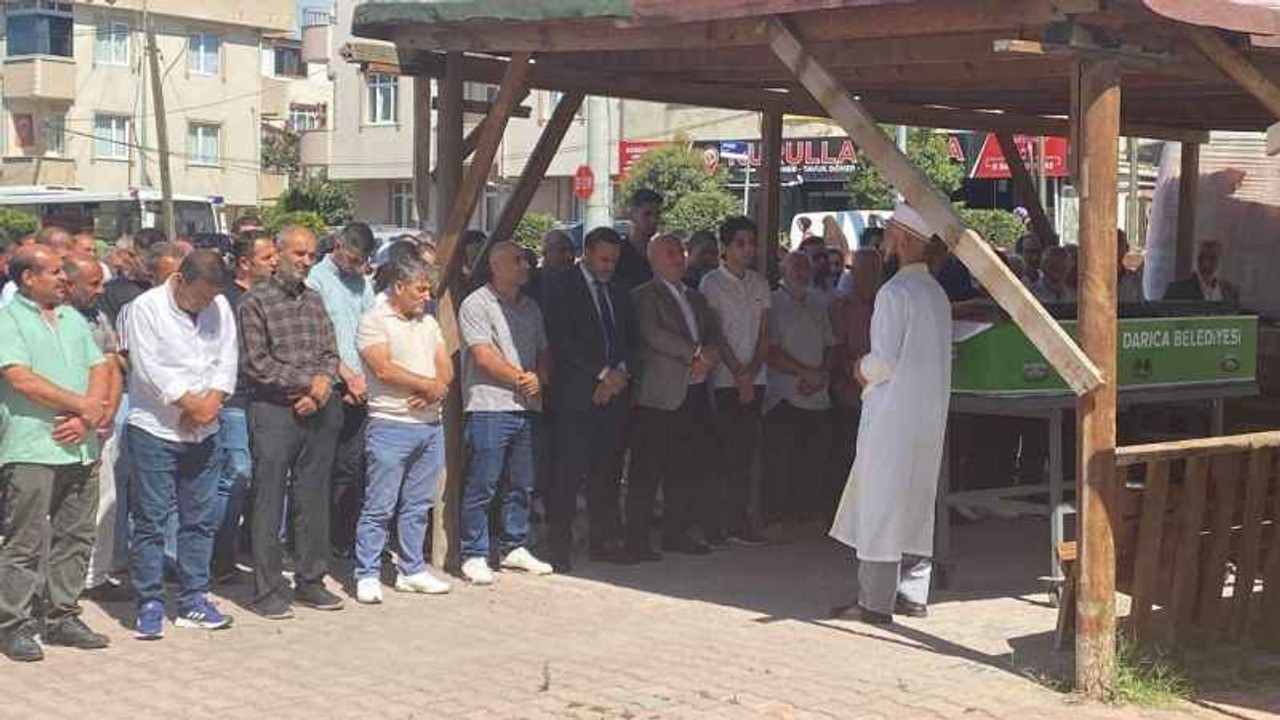 Kocası tarafından katledilen kadın son yolculuğuna uğurlandı