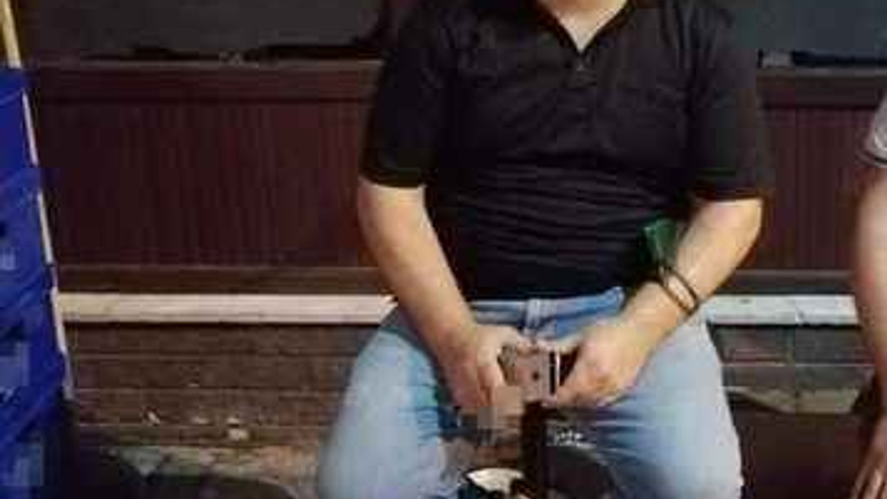 Katil zanlısı, sevgilisiyle birlikte saklandığı tamirhanede yakalandı