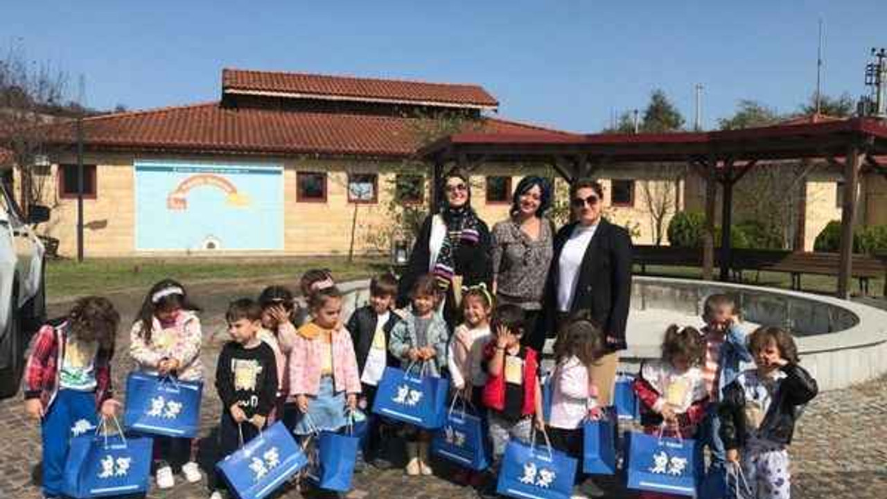 Dünya Hayvanlarını Koruma Günü'nde çocuklarla buluştular