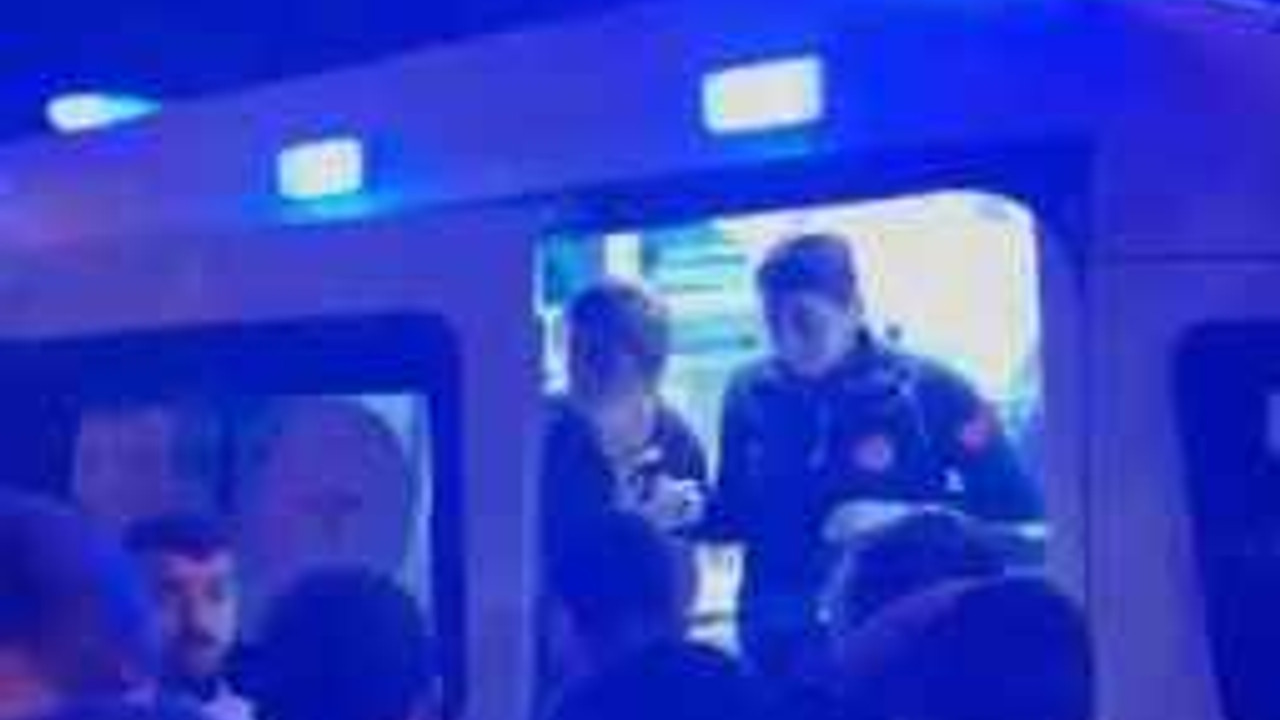 İstanbul'da 16 yaşındaki çocuk kaza yaptı: Yaralılar var
