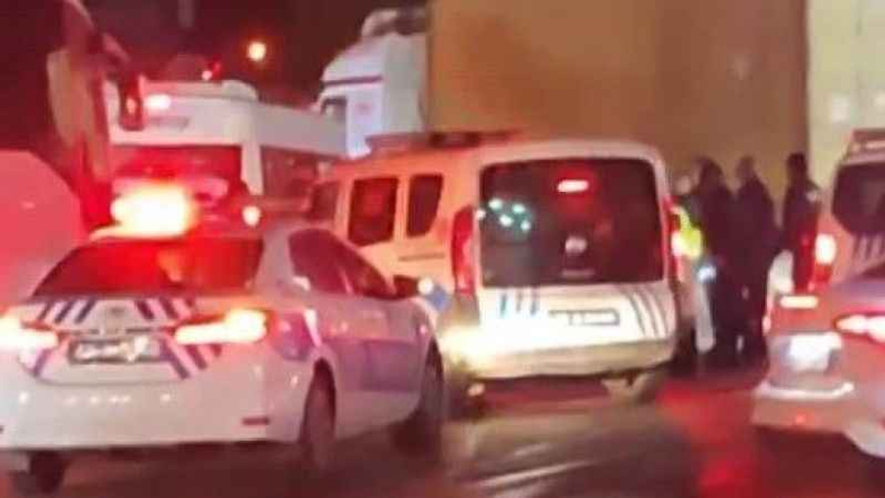 Polisi peşine taktı, uzun süre aracından inmedi