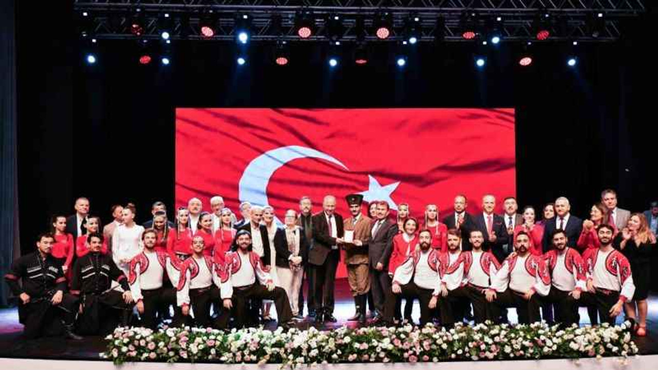 Kocaeli Üniversitesi 100. Yıl Etkinlikleri kapsamında Kariyer Zirvesi düzenleniyor