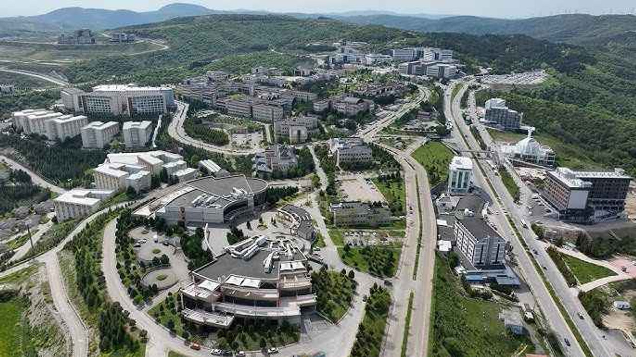 Kocaeli Üniversitesi, ülkemizin en büyük kariyer fuarına ev sahipliği yapmaya hazırlanıyor