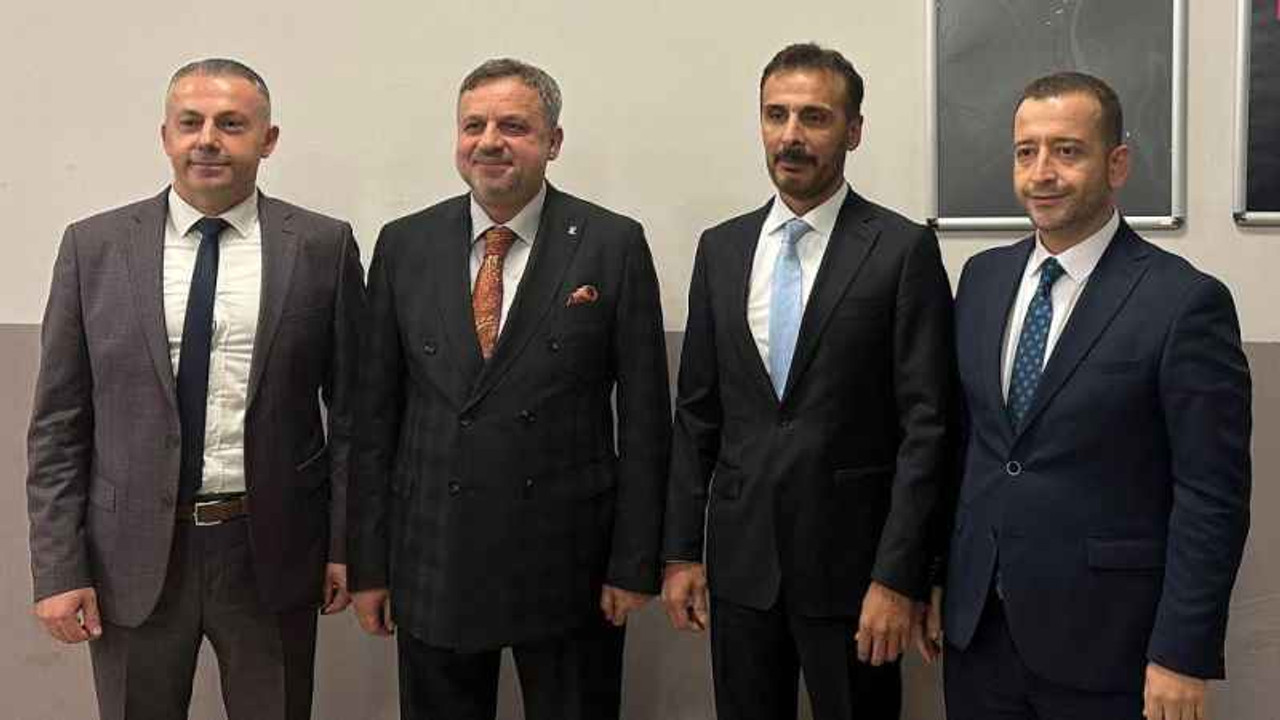Dokuzlar adayları partililerle bir araya getirdi