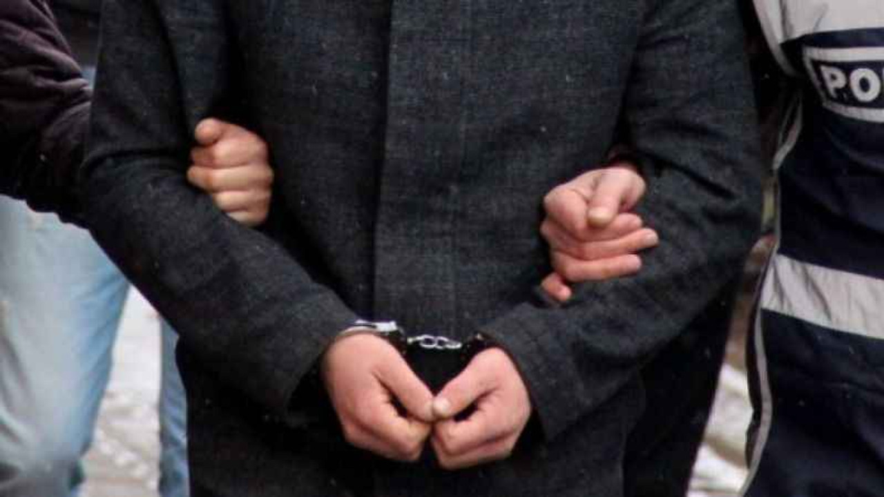 Jandarma'dan FETÖ'den aranan şahsa operasyon