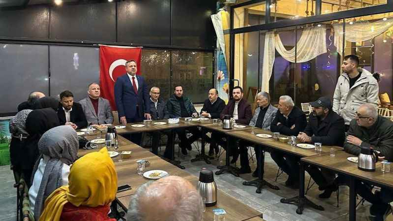 Dokuzlar Alikahya’da partililerle bir araya geldi