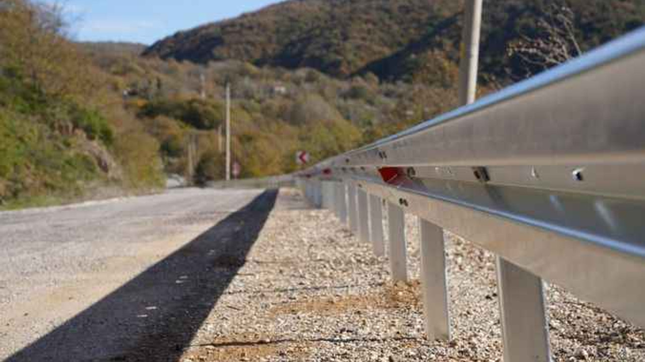 Kocaeli'de trafik oto korkuluklar sayesinde artık daha güvenli