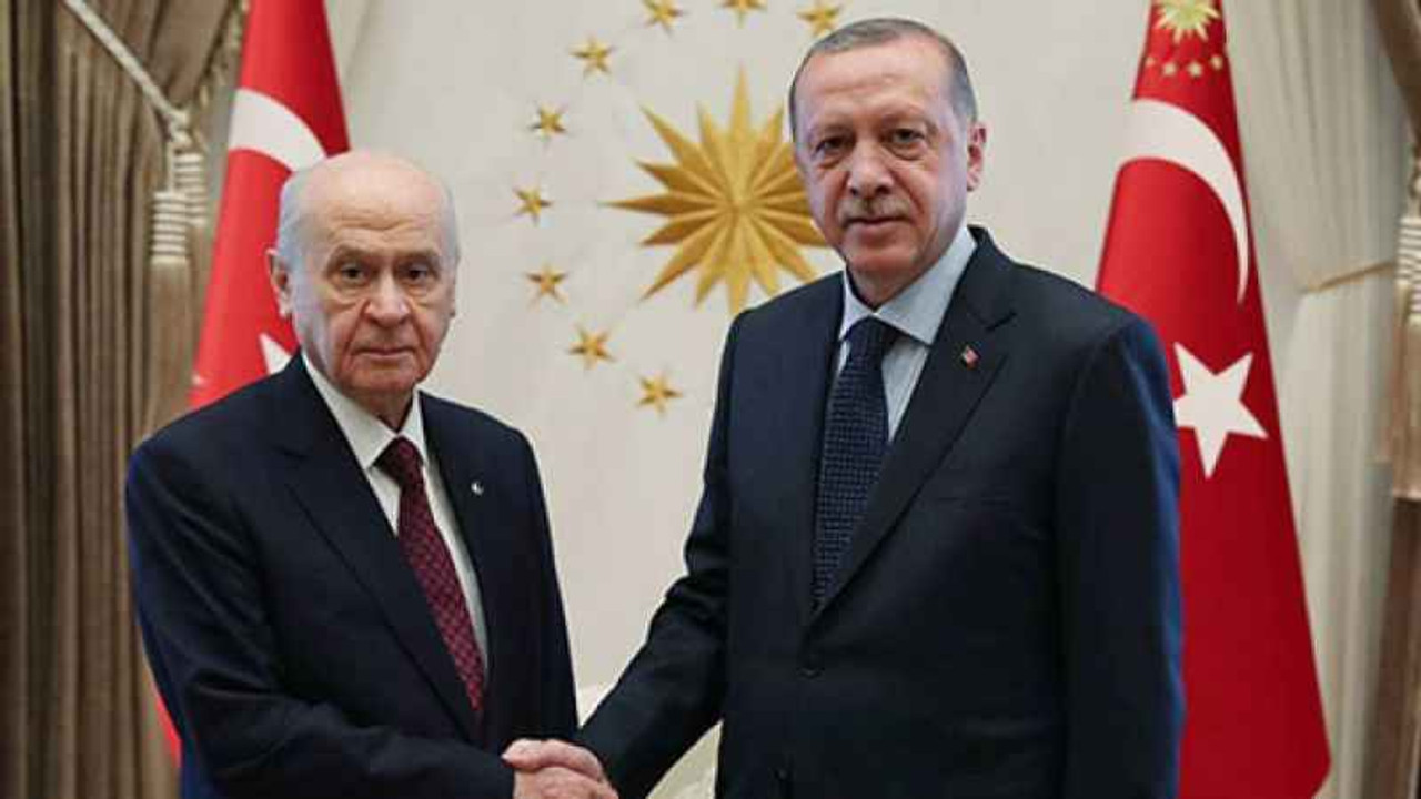 'Baba ocağı' diyerek talimat verdi... Bahçeli'den Erdoğan'a jest
