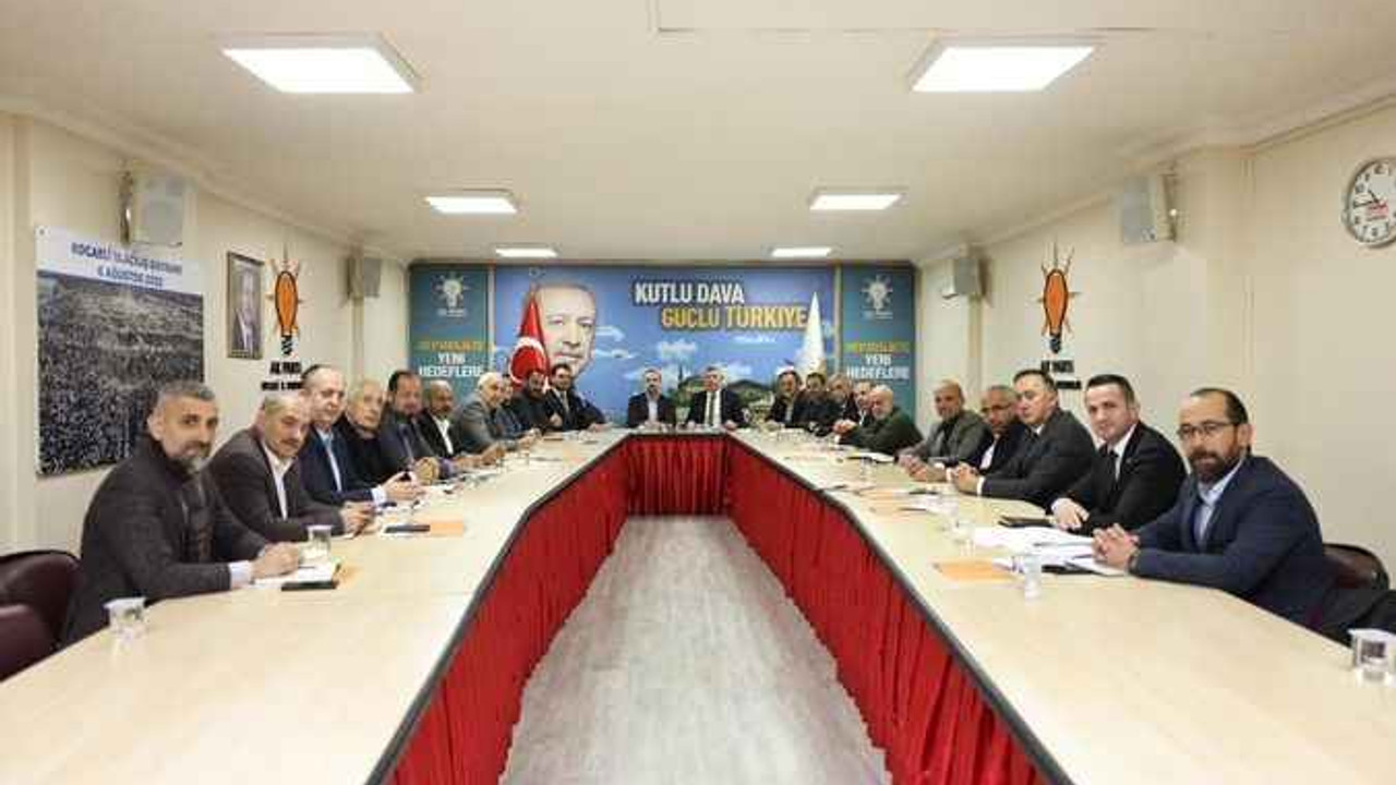 AKP SKM Başkanları il binasında toplandı