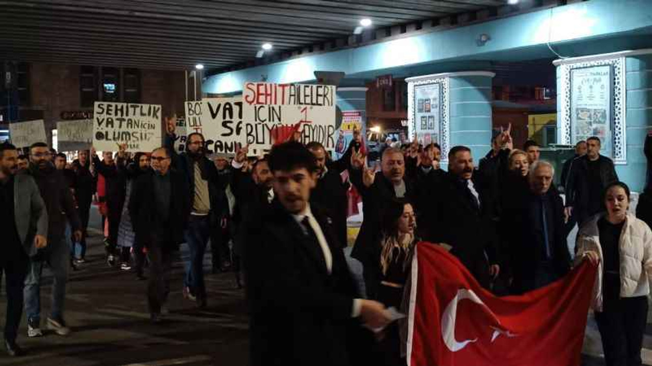 Zafer Partisi şehitler için yürüdü