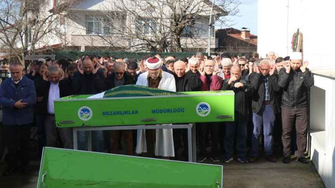 Kazada hayatını kaybeden baba son yolculuğuna uğurlandı