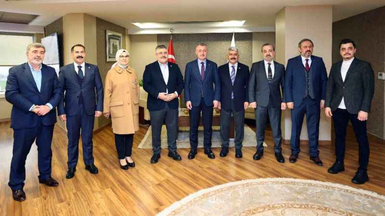 Büyükakın'a gittiler!