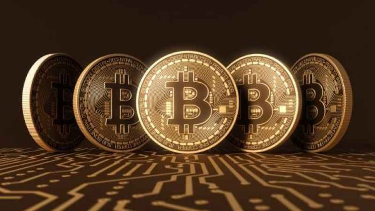 Bitcoin'de zirve için tarih verildi