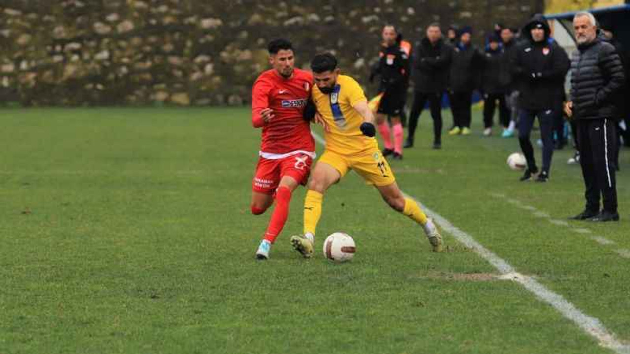 TFF 2. Lig: Belediye Derincespor: 0 - Düzcespor: 0