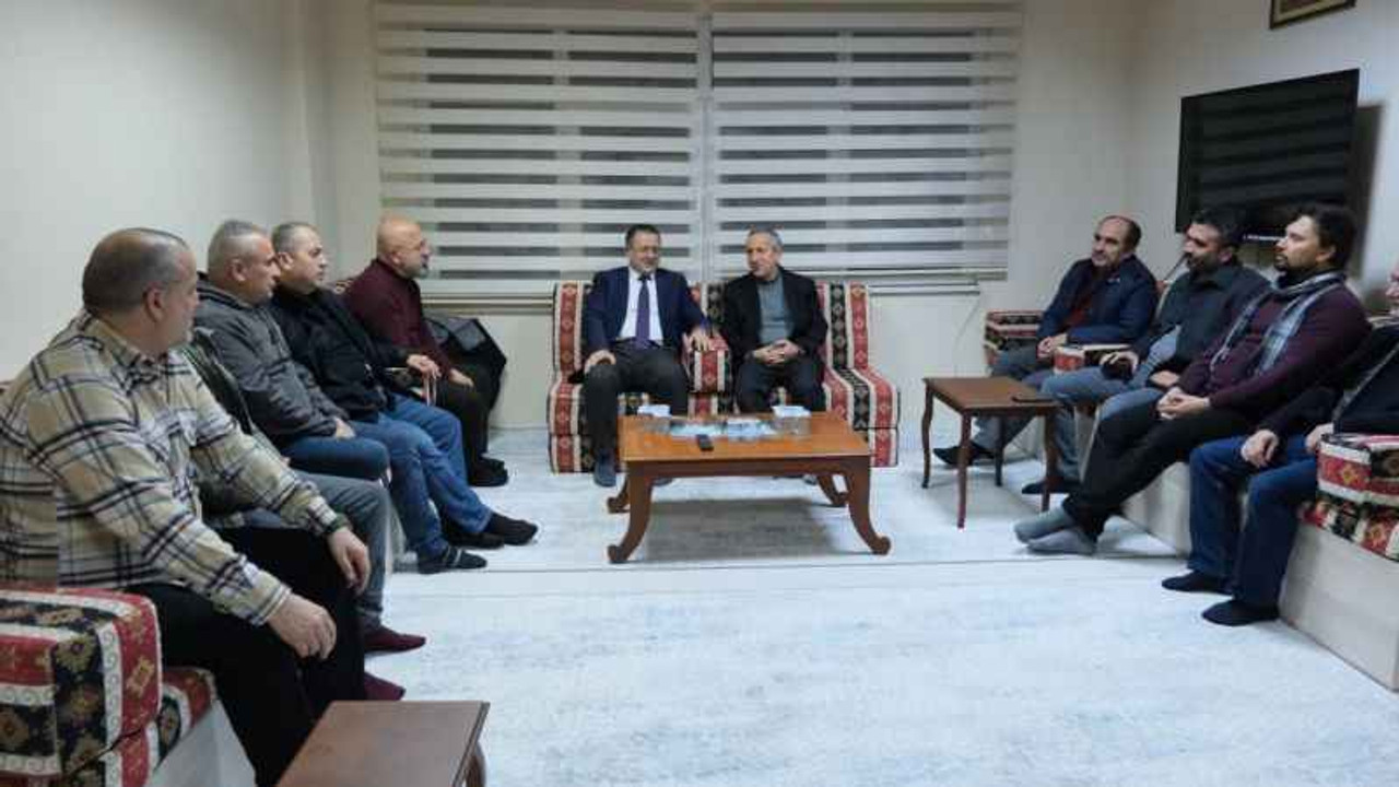 Ziyaretlerine hız kesmeden devam ediyor