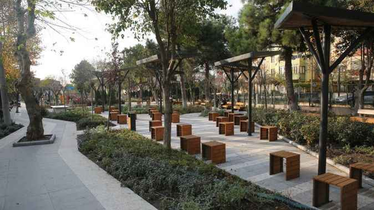 "Üretilen projelerle aslında yeşil rengi şehre taşıyoruz”