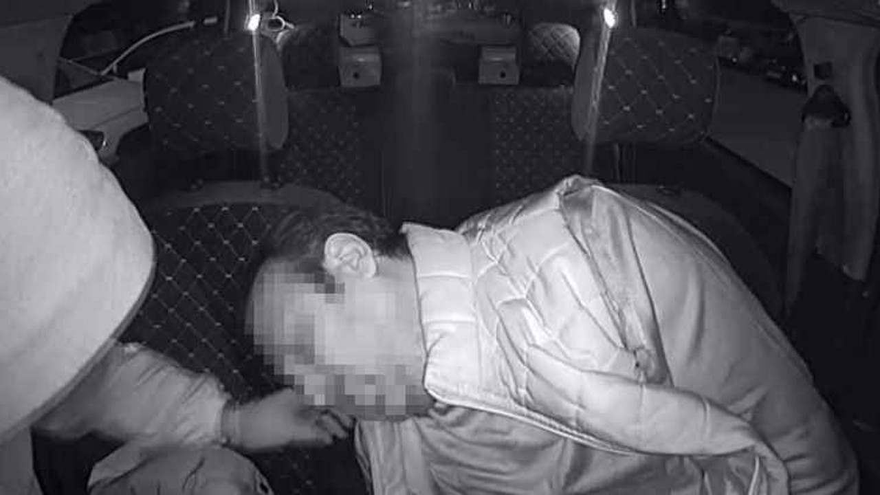 Silahla vurulan taksi şoförü, hastanede hayatını kaybetti