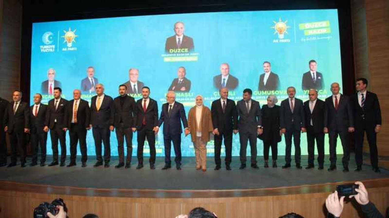 AKP bir ilde daha adaylarını açıkladı