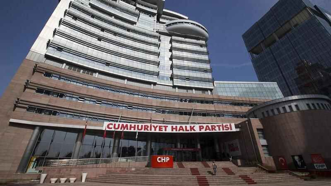 CHP İstanbul'da iki başkan adayını değiştirdi