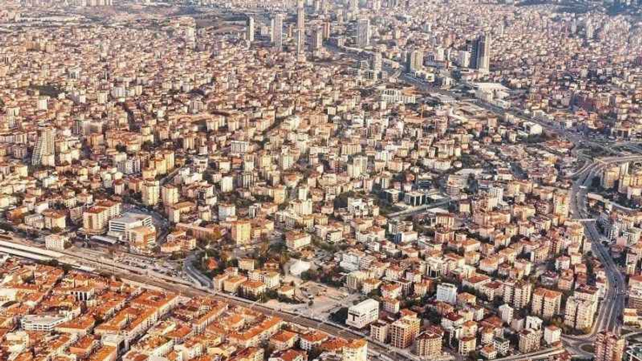 Çanakkale depreminin hissedildiği İstanbul'da acil dönüşüm gerektiren yedi ilçe