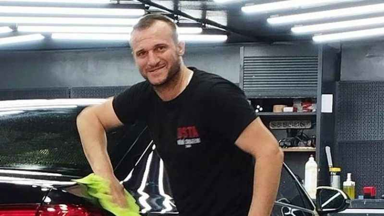 Devrilen traktörün altında kalan sürücü hayatını kaybetti